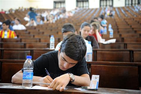 2016 yılında, bir dönem için kayıt yenileme ücreti. AÖL kayıt yenileme ne zaman bitiyor? Açık lise kayıt yenileme nasıl yapılır? - Sözcü Gazetesi