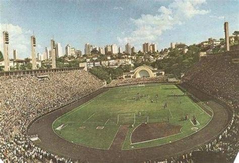 The stadium is owned by the municipal prefecture of são paulo. O autêntico Estádio Municipal de São Paulo, o Pacaembu ...
