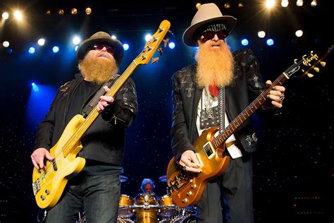 It is that animated screensaver with a dvd video logo that jumps around the screen endlessly. ZZ Top Map Out 50th Anniversary Tour - Rolling Stone