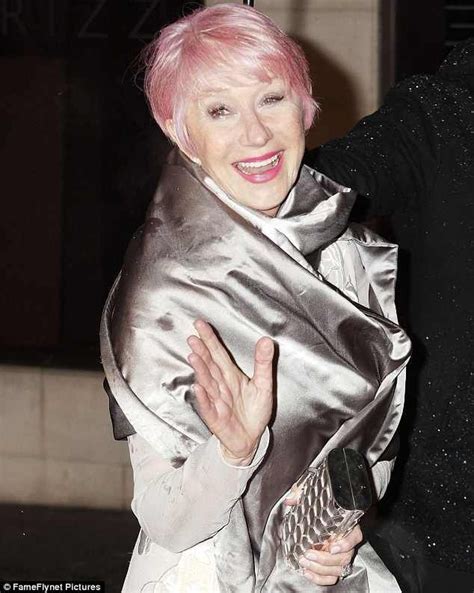 Dame Helen Mirren Dyed Her Hair Pink For The Acadamy Awards2014 Dame
