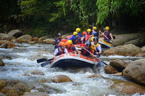We provide waterfall abseiling and caving and jungle trekking. Gopeng White Water Rafting River Rafting Malaysia : Gopeng ...
