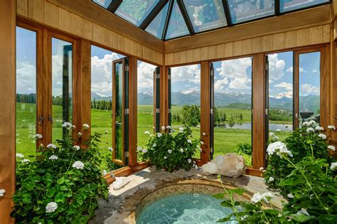 An Aspen Colorado Home With Amazing Mountain Views Is On The Market