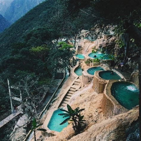 Visita a las grutas de tolantongo. Relaxing in a Hot Spring Tolantongo Mexico Infinity Pool ...