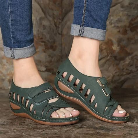 2021 summer women sandals leather hook handmade ladies shoe comfortable mother sandals
