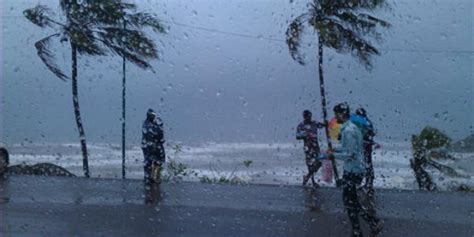 Kochi (also known as cochin) is a city in southwest india's coastal kerala state. Good Monsoon rains return to Kochi, Kozhikode, Alappuzha ...