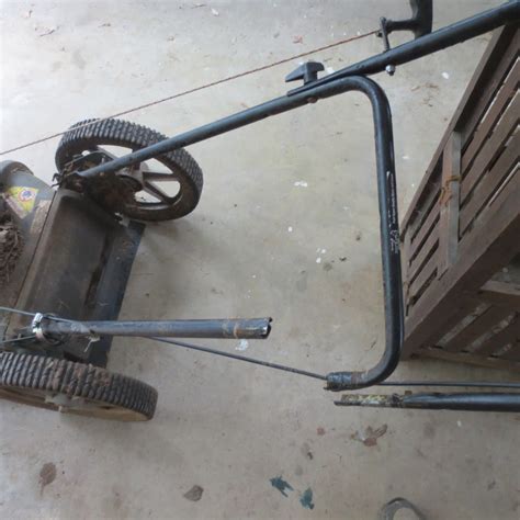 How To Fix A Lawn Mower Handle Yourself Dengarden