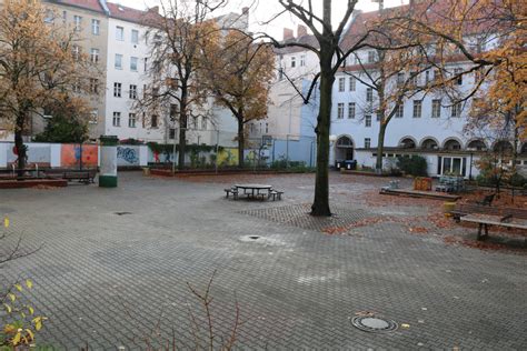 Angeboten werden die schulformen gesamtschule mit folgenden abschlüssen hauptschulabschluss, mittlere reife. Mensa, Freizeit- & Pausenbereiche - Ernst-Schering-Schule ...
