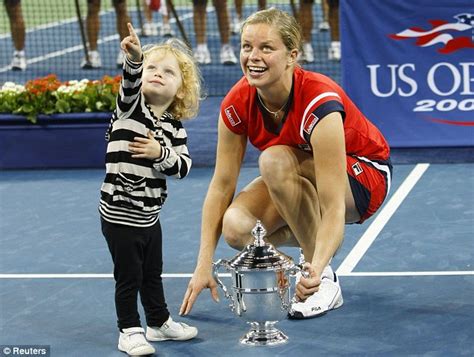 Kim Clijsters Celebrates Us Open Win With Daughter Jada Daily Mail