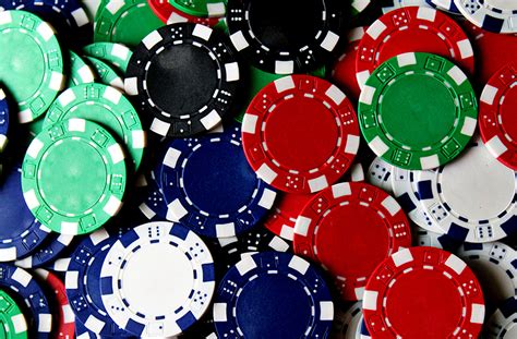 Poker rules are easy to grasp, but mastering the game requires study and practice. Real money goes real fast in online poker: 6 tips to make ...