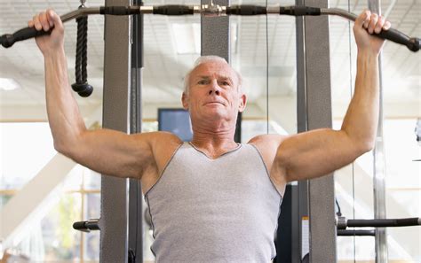 4 Tips For Seniors Trying To Build Muscle