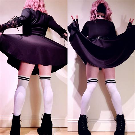 Any Lovers Of A Slightly Gothic Femboy Scrolller