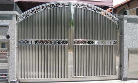 Generally, carbon consistencies in ferritic stainless steels don't exceed 0.10%. Stainless Steel Main Gate Designs - DecorChamp