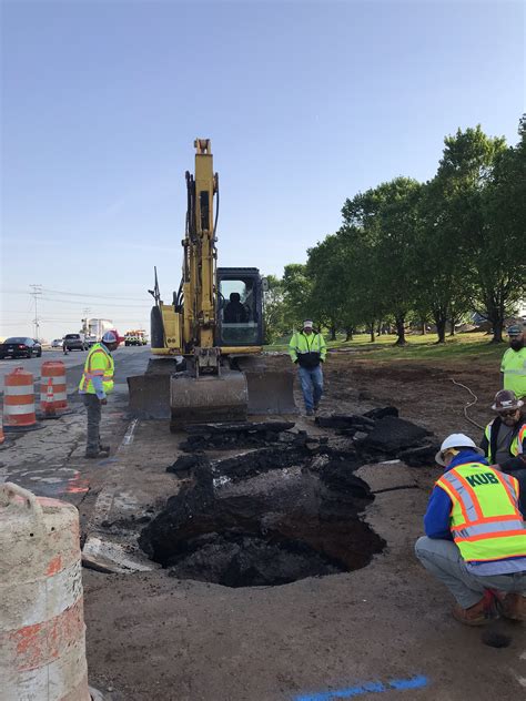 Repairs to Alcoa Highway sinkhole continue through Friday