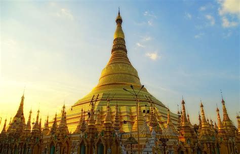 Shwedagon Pagoda Yangon Well Known Places