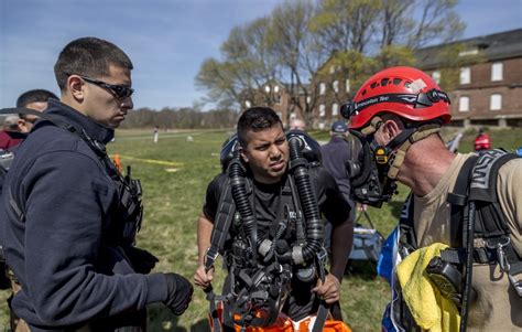 Dvids Images Ny National Guard Civil Support Team Trains At Plum