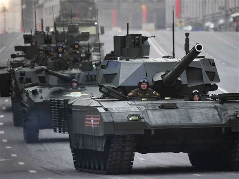 Russias New Armata Tank Just Made Its Debut Business Insider