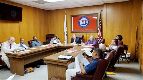 City Board Hires Attorney Puts Off Judge Prosecutor Appointments