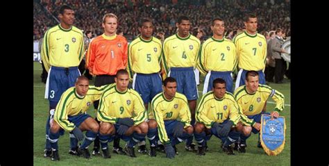 La selección brasileña de fútbol es el equipo más exitoso en las copas mundiales. Para tí cual fué el mejor equipo de fútbol de la Historia ...