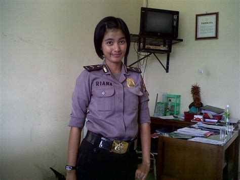 Indonesian Police Women From Riau Photopekanbaruriaucom