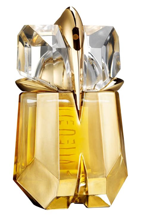 Alien a été lancé en 2005. Alien Liqueur de Parfum Mugler perfume - a fragrance for ...