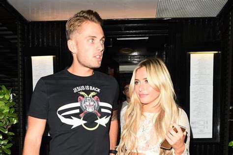 Love Islands Charlie Brake And Ellie Brown Announce They Have Split