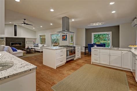 Solid knotty maple kitchen cabinets. Modern farmhouse Bainbridge Island, Washington - Modern ...