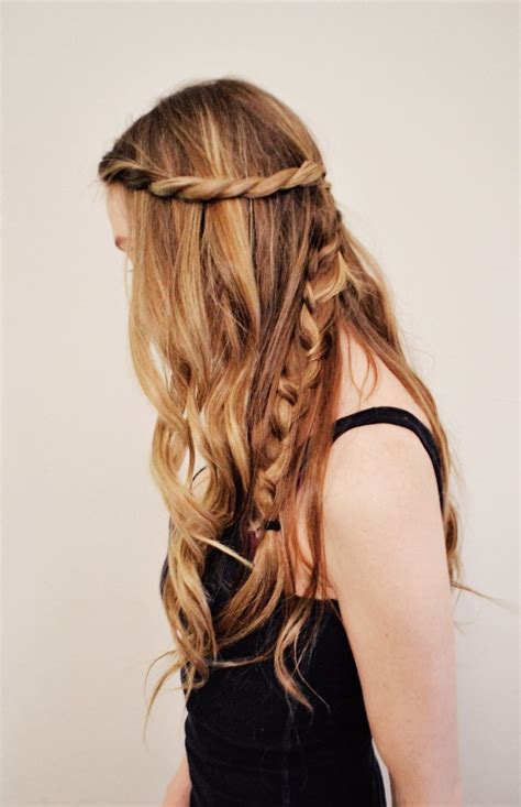 Maybe you would like to learn more about one of these? Top 10 Cool Summer Hairstyles You Can Do Yourself - Top Inspired