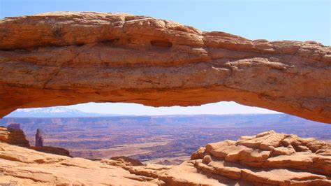 Mesa Arch Your Hike Guide