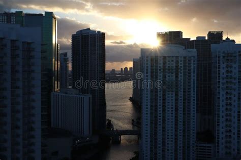 Beautiful Sunrise In Downtown Miami The Sun Breaks Through The Clouds
