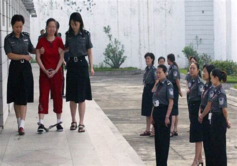 Minutes Before Execution Chinese Women Face Death With A Smile World