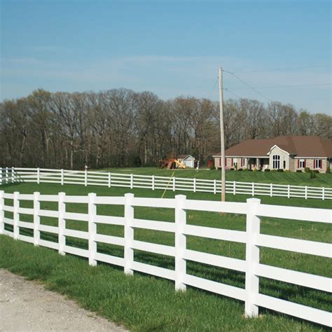 Durables 4 Rail Vinyl Ranch Rail Horse Fence With 8 Posts White