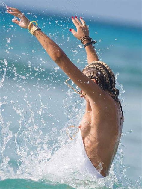 Lady Victoria Hervey Nipple Slip On The Beach In Barbados