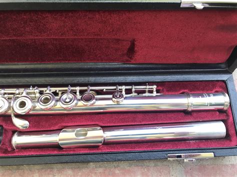 Yamaha 561 Solid Silver Flute La Flûte Enchantée