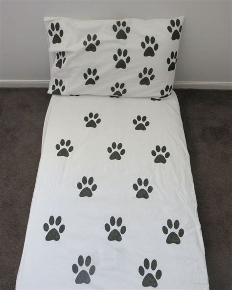 Shop latest print comforters online from our range of home & garden at au.dhgate.com, free and fast delivery to australia. Paw Print fitted sheet by AliJoyKids on Etsy | Paw print ...