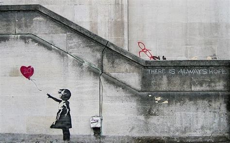 Opere Street Art Banksy I 15 Murales Più Belli Explore By Expedia