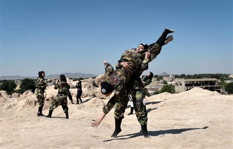 Iranian Women In Combat Training Middle East Monitor