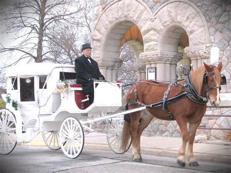 The Best Horse Drawn Carriage Rides In Indiana This Winter