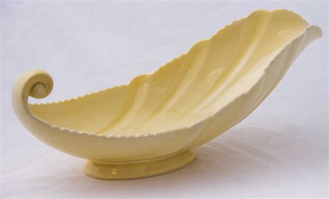 Carlton Ware Yellow Leaf Oval Shape Dish Bowl Vintage Botanical Pottery