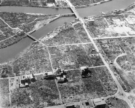 70º Aniversario De Las Bombas Atómicas De Hiroshima Y Nagasaki