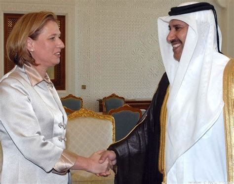 مجلة كلية الملك خالد العسكرية. صورة عفوية تجمع الملك خالد والملك فهد والملك عبدالله ...