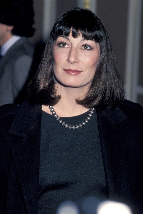 As She Turns 71 A Look Back At Anjelica Huston’s Best Vintage Beauty Moments In 2022 Anjelica