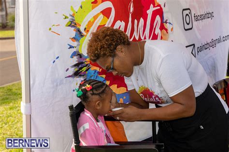 Photos And Video Holiday Fest In Dockyard Bernews