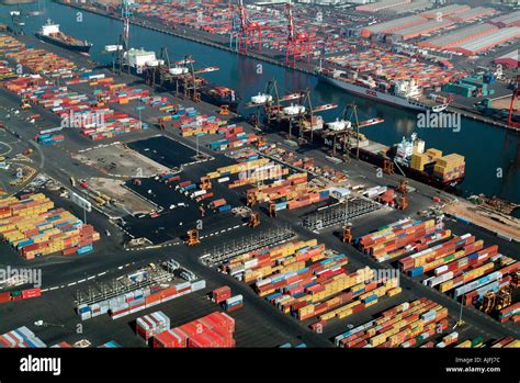 Container Shipping Port Of Elizabeth Newark New Jersey Stock Photo Alamy