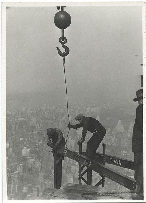 20 famous empire state building workers photo empirestatebuilding