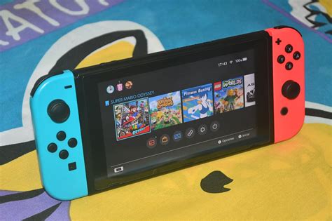 The nintendo switch and the nintendo switch lite play almost the same library of games, and with the proper accessories, you can achieve complete parity between the two systems. Nintendo Switch vs Switch Lite: quelle console devriez ...