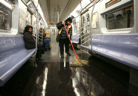 A Survey Of The Cleanest And Dirtiest Subway Trains In New York City
