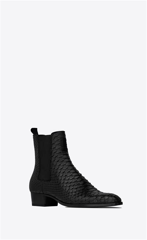 YSL WYATT CHELSEA BOOTS IN LACQUERED PYTHON in 2020 | Chelsea boots, Chelsea boots men, Chelsea 
