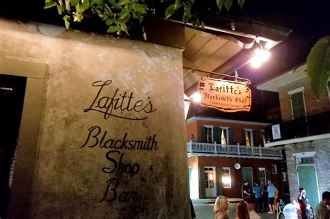 Lafittes Blacksmith Shop Bar Grab A Drink In The Oldest Building In