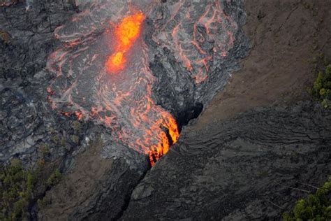 Eruption Of Kilauea Volcano In Hawaii 7 Pics 1 Video