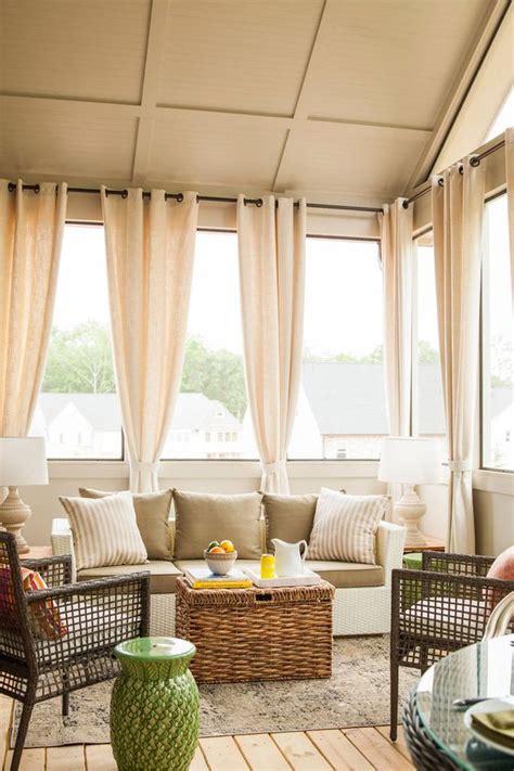 35 Stunning Small Sunroom Ideas That Look Beautiful Displate Blog